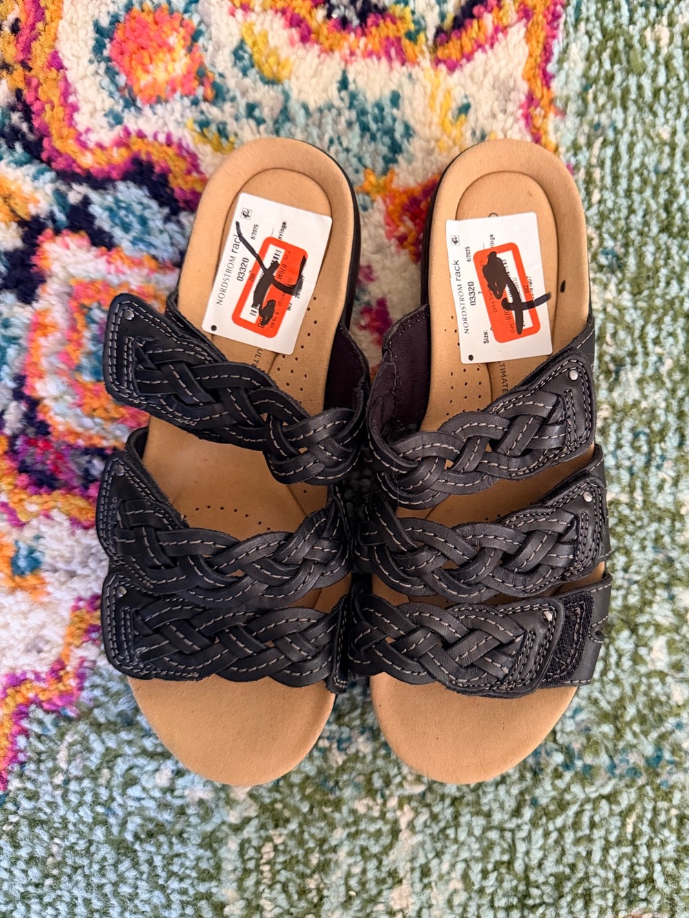 Clarks Laurieann Black Leather Woven Triple-Strap Slide Sandals Size 7 - Picture 6 of 8